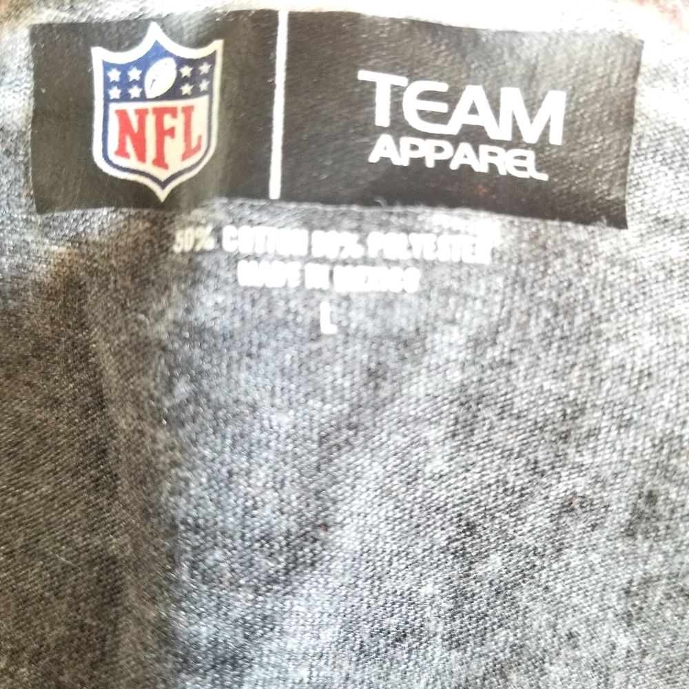 NFL Top - Picture 4 of 4
